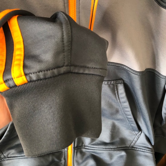 Adidas Performance activewear zip-up jacket - Picture 6 of 9